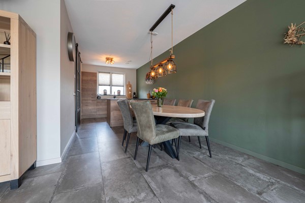 Medium property photo - De Reuzelaar 22, 4741 GZ Hoeven